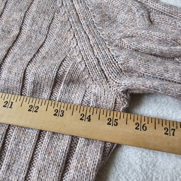 Banana Republic Women’s Cable Knit Crewneck Oatmeal Gray Sweater Oversized L - Picture 11 of 12